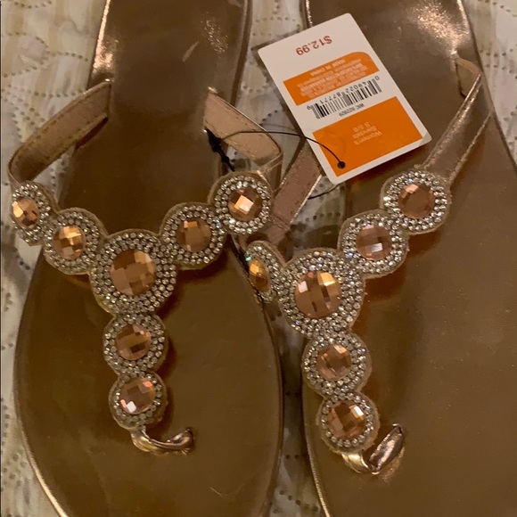 2 or sandals one NWT - Picture 3 of 3